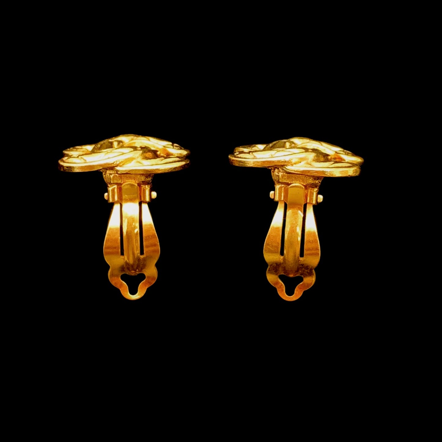 Afar Vintage Pre-owned CHANEL Cocommark Hanging Earring