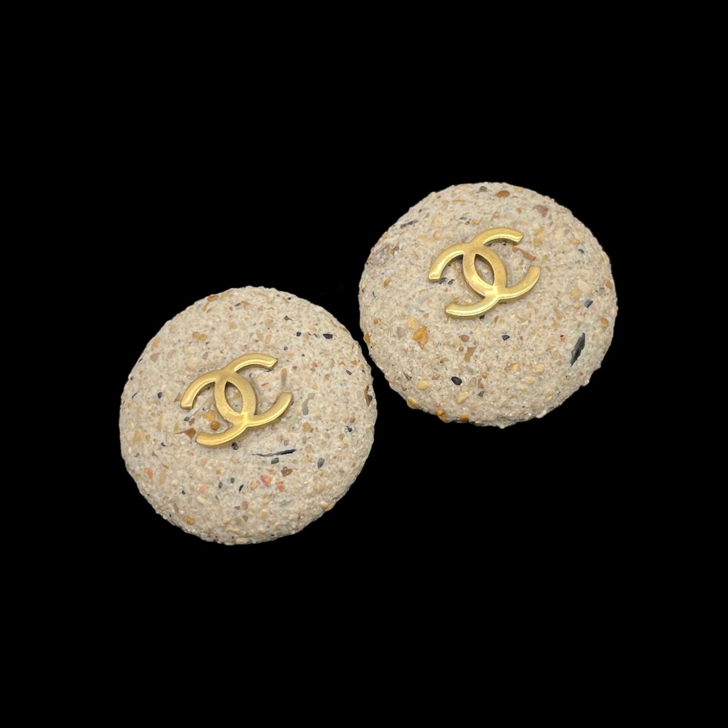 AUTH Pre-owned CHANEL Coco Mark Stone Earrings/Beige/Gold