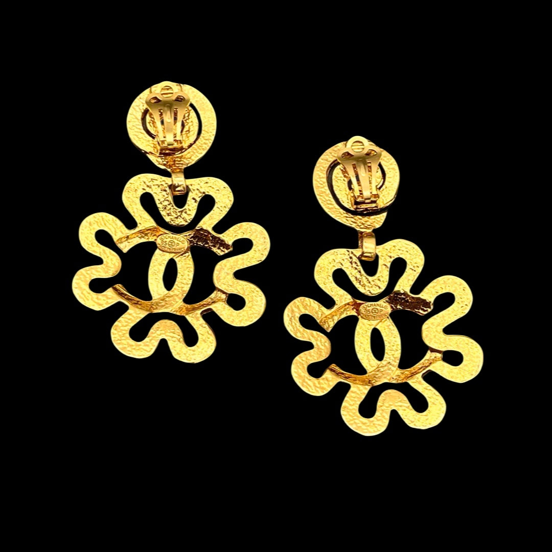 CHANEL Flower Motif Jumbo Coco Mark Swing Earrings 95P