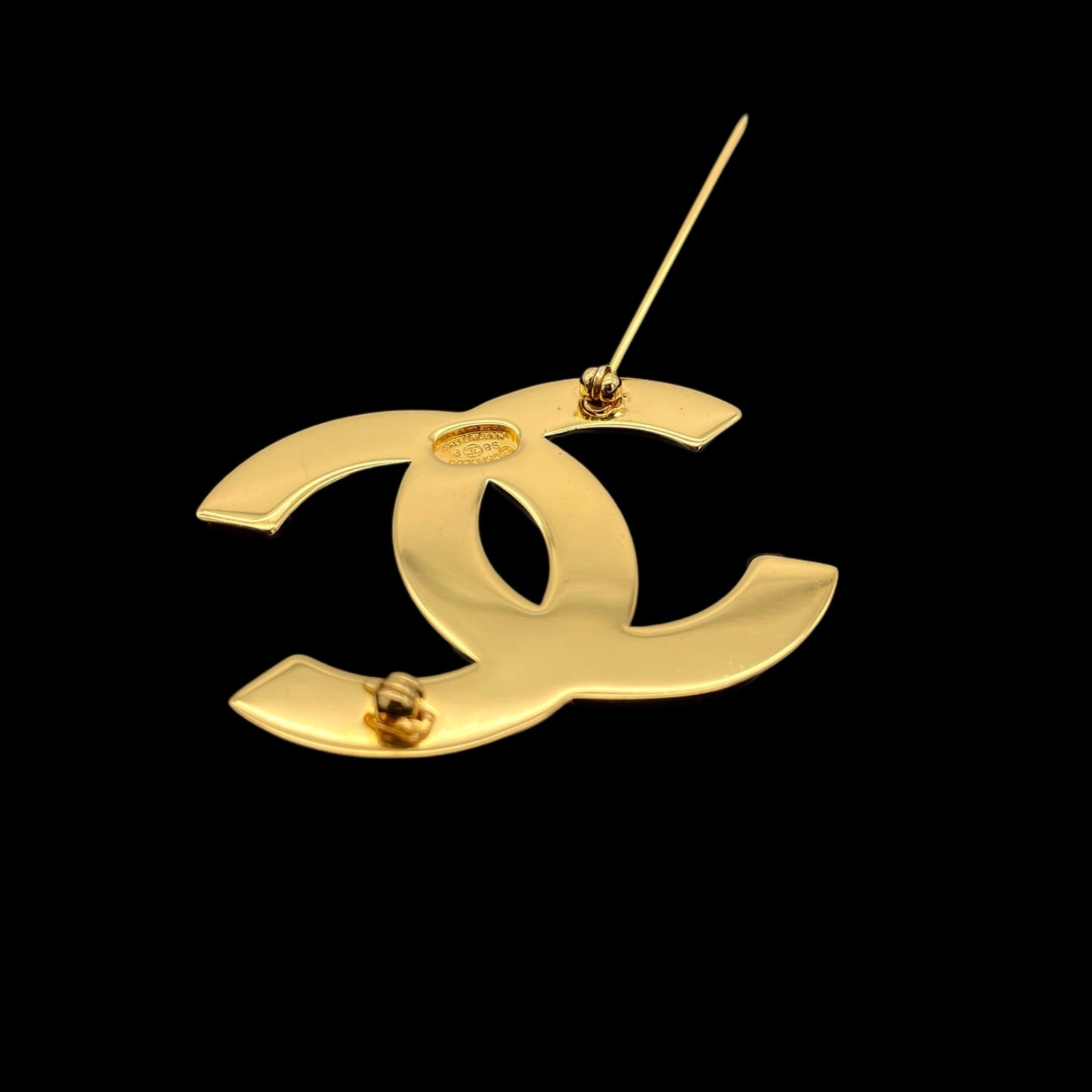 Afar Vintage Pre-owned CHANEL co-mark CHANEL logo brooch 98P