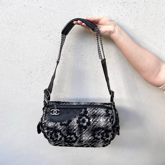 RARE☆☆☆CHANEL Camellia Tweed Coco Mark x 2.55 4-chain shoulder bag