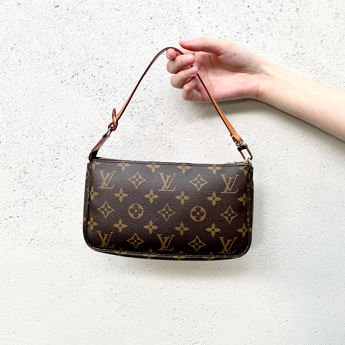 AUTH Pre-owned LOUIS VUITTON ﾓﾉｸﾞﾗﾑ ﾎﾟｼｪｯﾄ･ｱｸｾｿﾜｰﾙ M51980