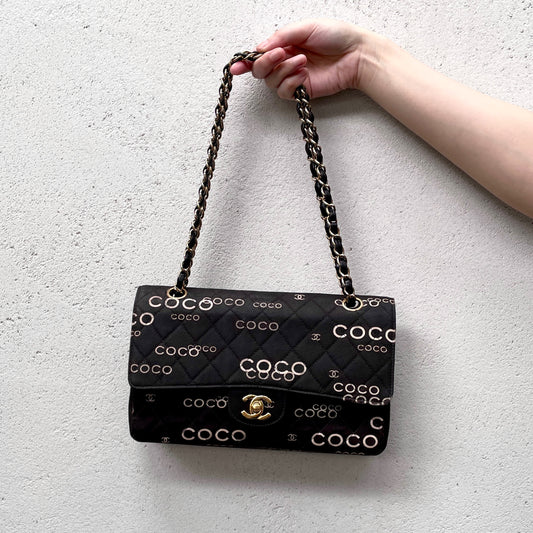 RARE☆☆☆☆☆CHANEL COCO Graffiti Classic Double Chain Shoulder Flap Bag Black & White #