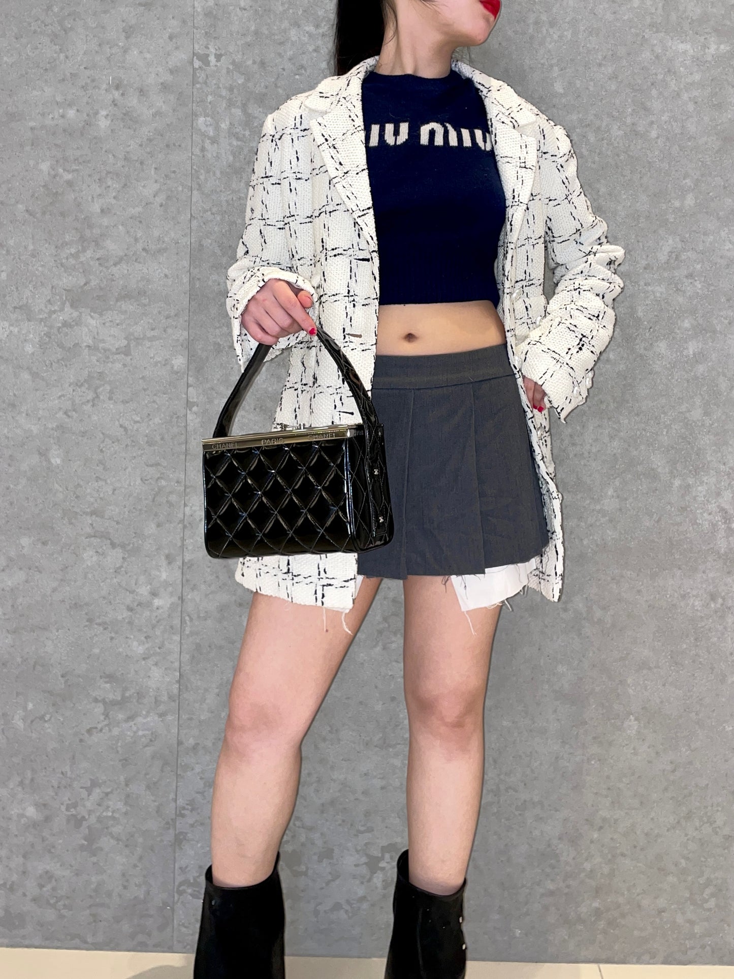 RARE☆☆☆CHANEL Matelassé Enamel Double Doors Vanity Hand Bag Black &amp; Silver