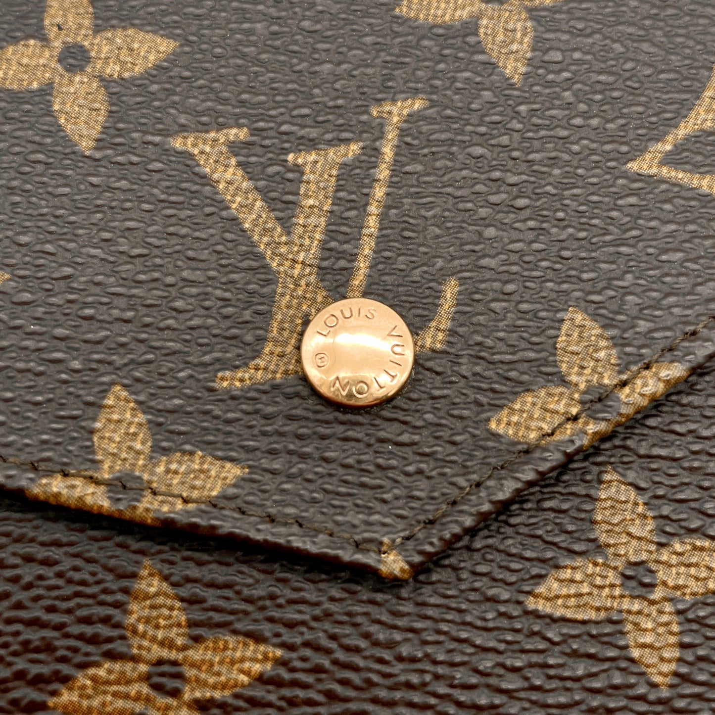 LOUIS VUITTON Monogram Bolt Monet Biet Carte Credit Wallet