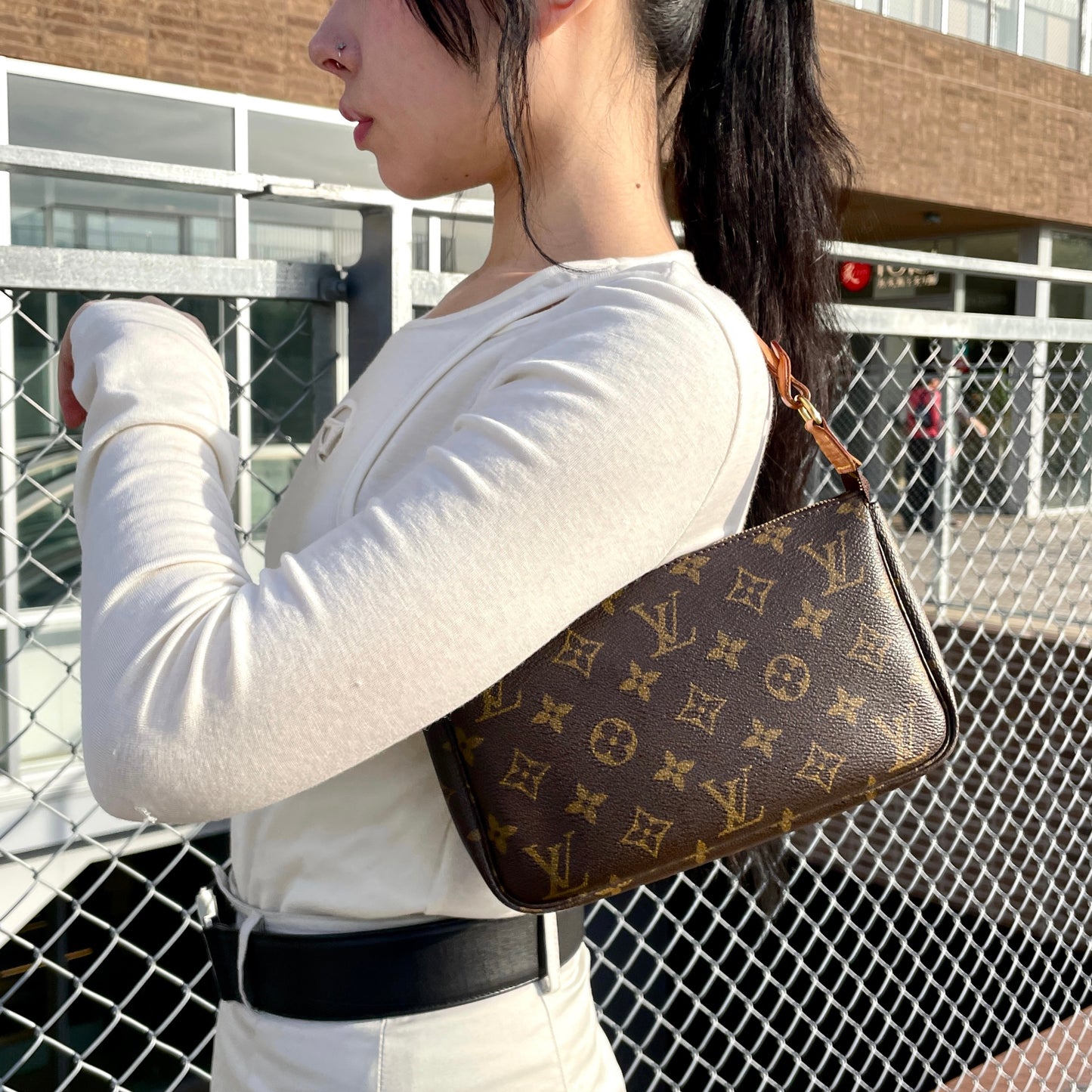 LOUIS VUITTON 2000 Pochette Monogram PVC & Leather Mahjong Bag M51980 Brown/Gold