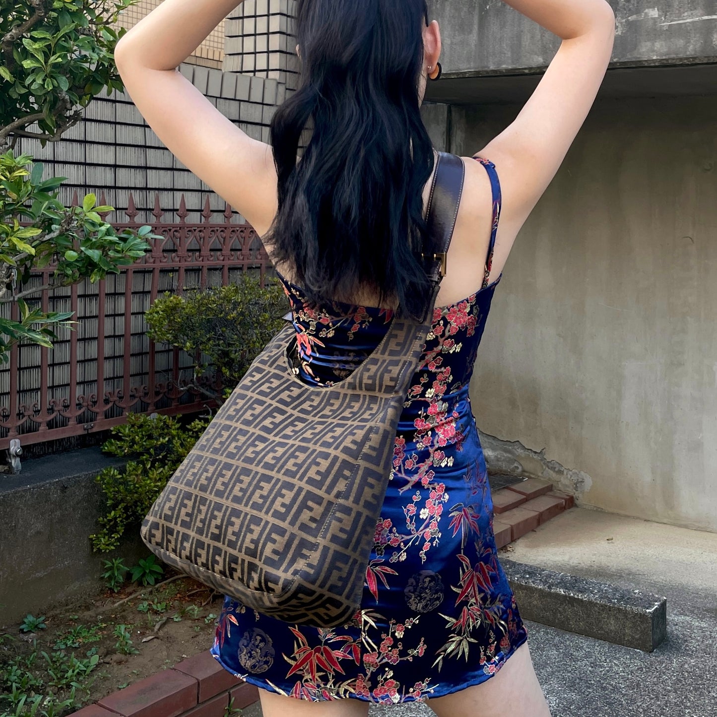 RARE★★★FENDI Zucca Canvas Leather Hobo Shoulder Bag Large Brown Gold