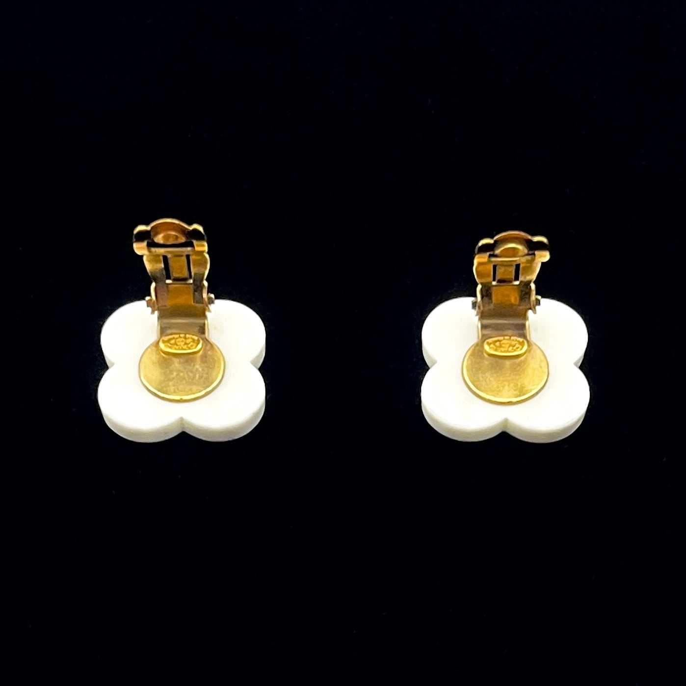 AUTH Pre-owned CHANEL Camellia Coco Mark Earrings 02P White/Black/Gold