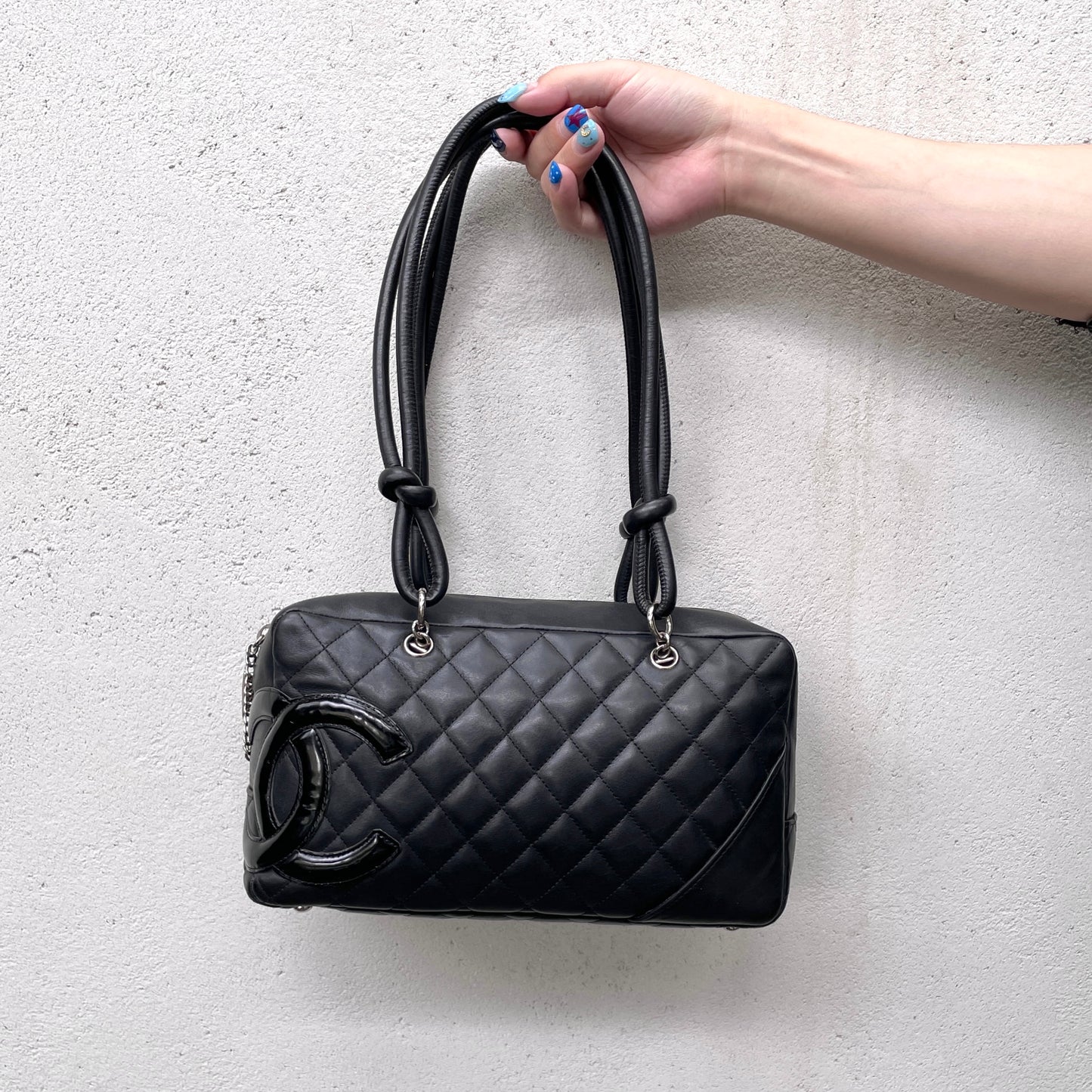 RARE★★★CHANEL 2005 Cambon Line Quilted Calfskin & Patent Leather CC Logo Bowling Shoulder Bag Black/Silver