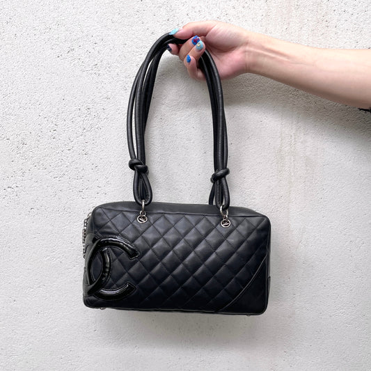 RARE★★★CHANEL 2005 Cambon Line Matelassé Calfskin & Patent Leather CC Logo Bowling Shoulder Bag Black/Silver
