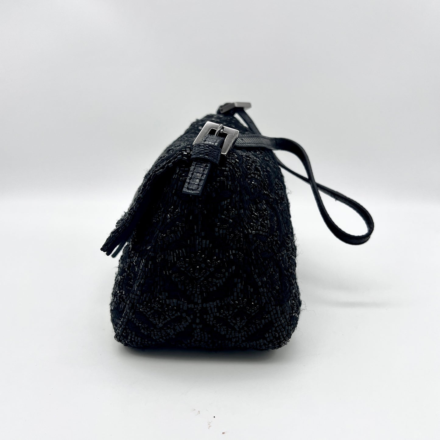 RARE☆☆☆☆☆FENDI Beaded Embroidered Wool Mini Mamma Bucket Black