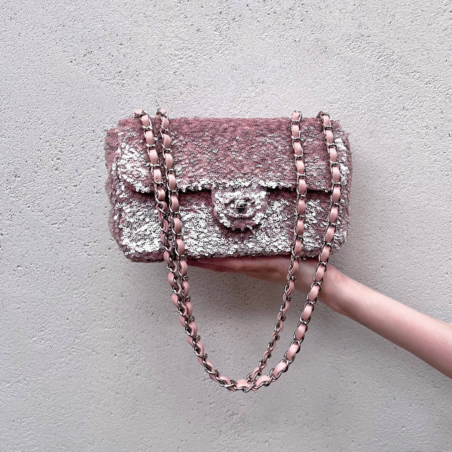 RARE☆☆☆CHANEL sequined double-chain shoulder single flap bag