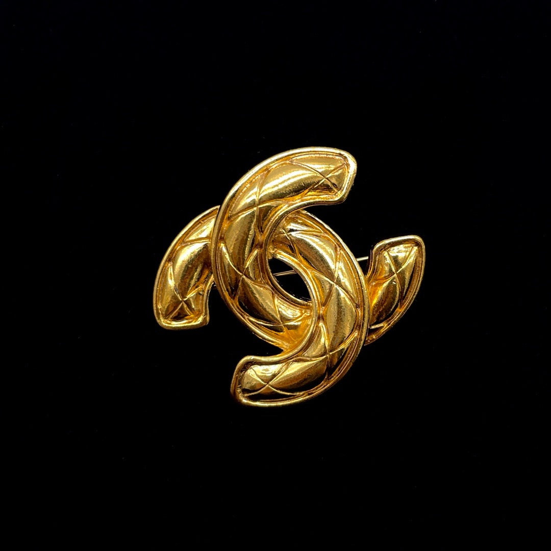 Afar Vintage Pre-owned CHANEL coco mark sun emblem brooch