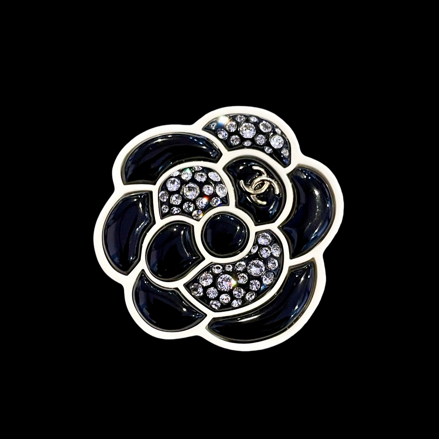 RARE☆☆☆CHANEL 2019 Camellia Coco Mark Rhinestone Brooch D19B Black & White