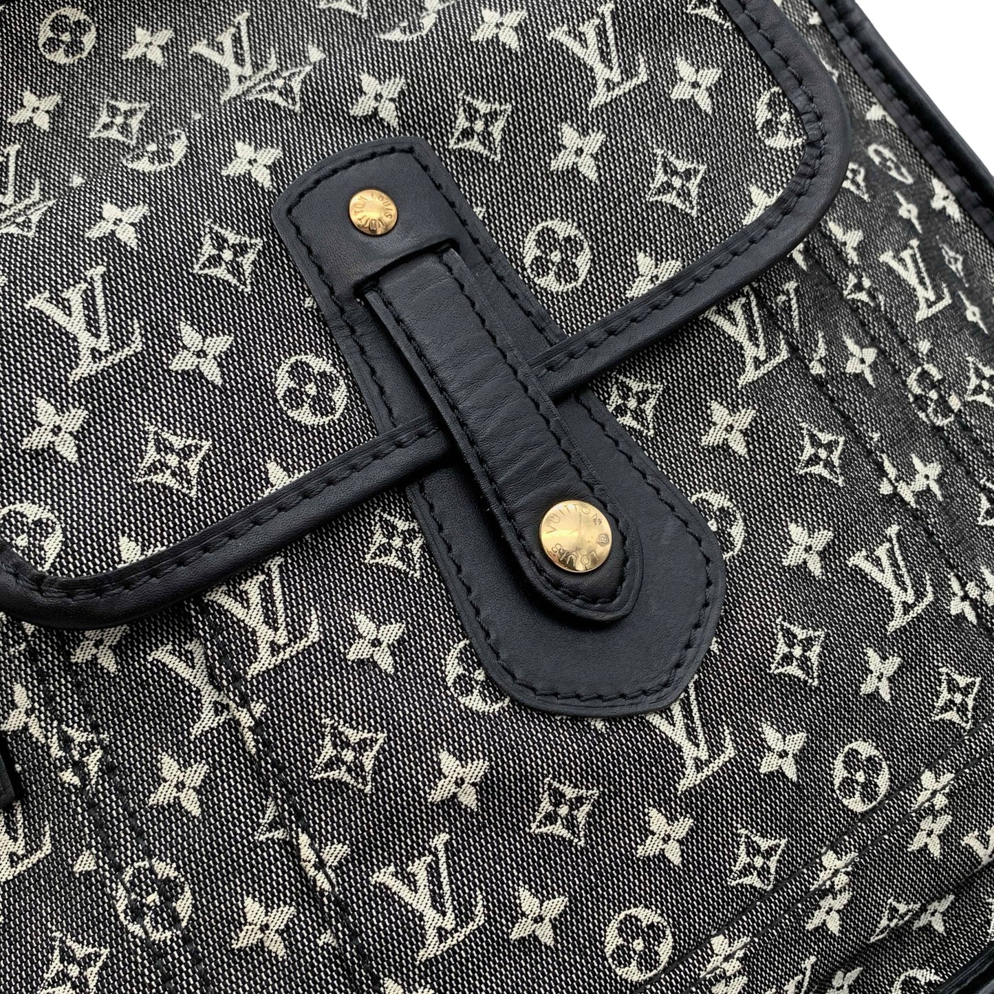 AUTH Pre-owned LOUIS VUITTON Monogram Denim Neo Caviar MM Noir M95351