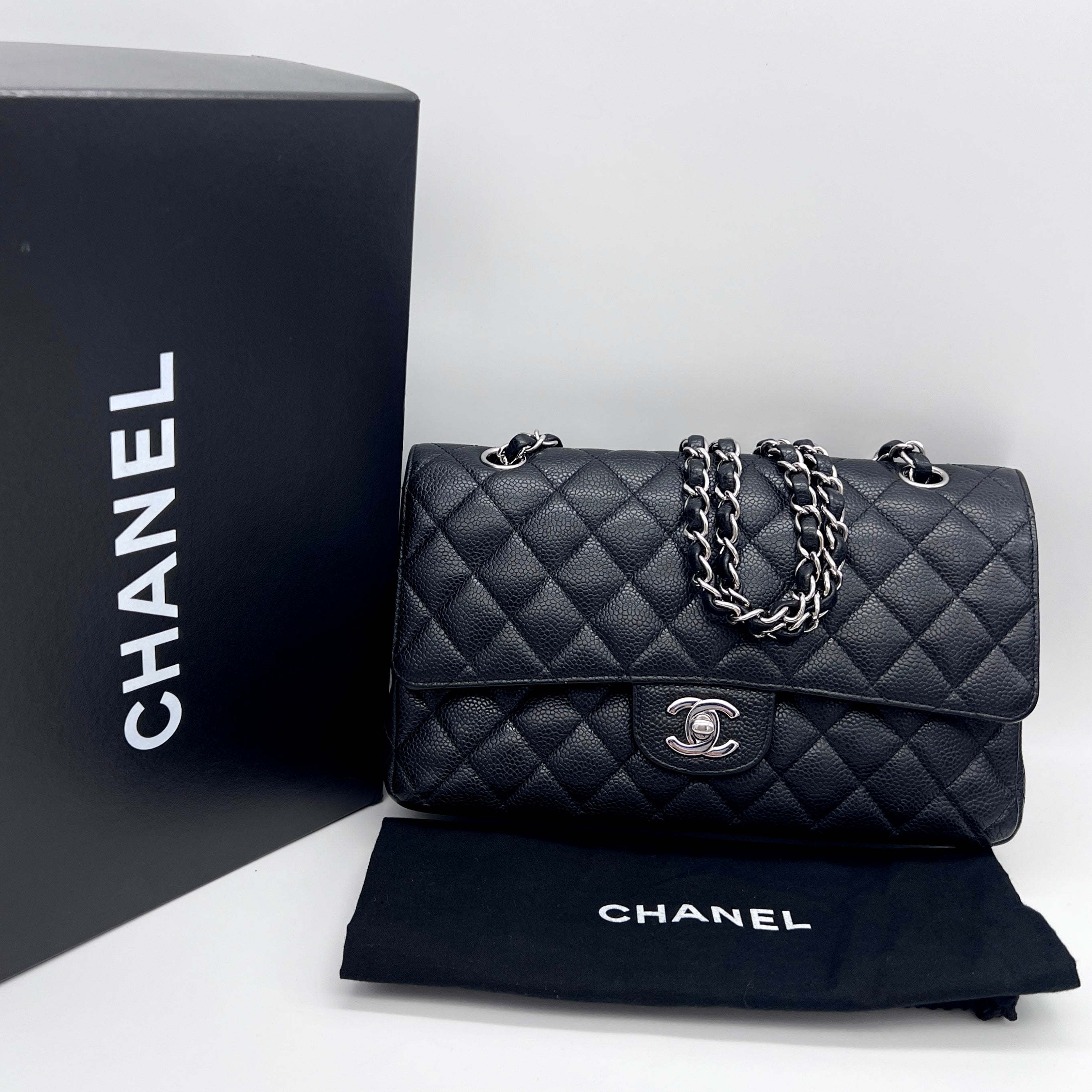 CHANEL ﾏﾄﾗｯｾ ｸﾗｼｯｸﾌﾗｯﾌﾟ 25cm ｷｬﾋﾞｱｽｷﾝﾚｻﾞｰ SHW – Afar Vintage