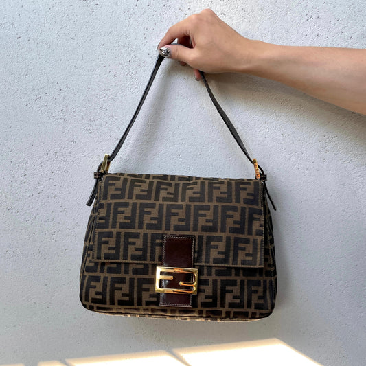 RARE☆☆☆FENDI Zucca Canvas Mamma Baguette GM Shoulder Bag Brown &amp; Gold