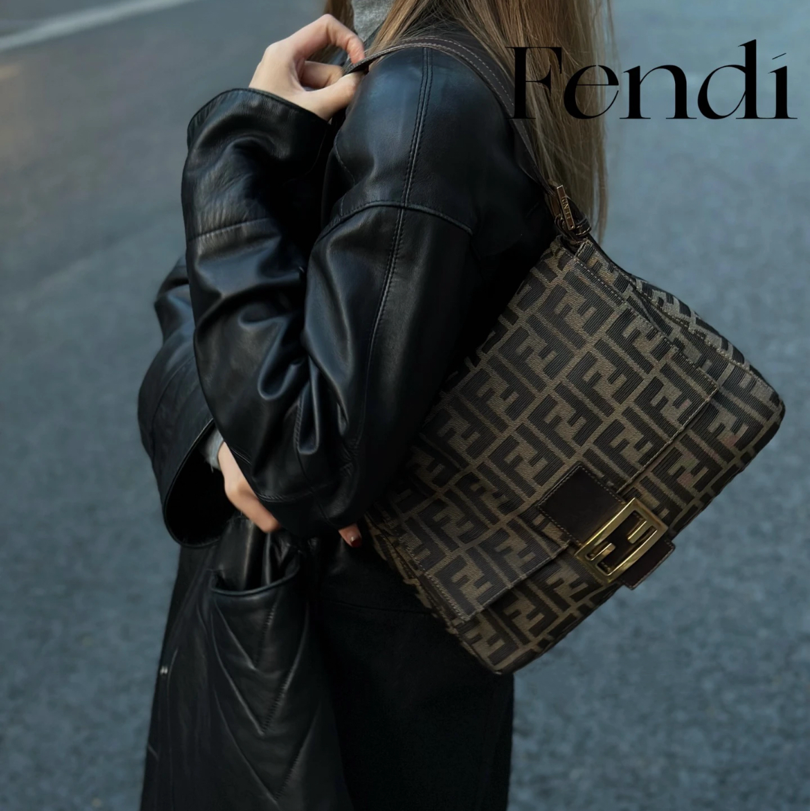 RARE☆☆☆FENDI Zucca Canvas Mamma Baguette GM Shoulder Bag Brown &amp; Gold