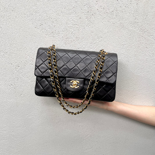 CHANEL ﾏﾄﾗｯｾ ｸﾗｼｯｸﾌﾗｯﾌﾟﾁｪｰﾝｼｮﾙﾀﾞｰﾊﾞｯｸﾞ25