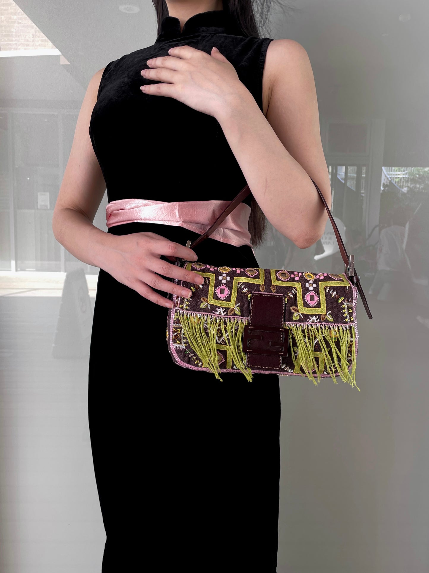 RARE☆☆☆☆FENDI Beads Embroidery Mamma Baguette PM Shoulder Bag Brown &amp; Green etc...