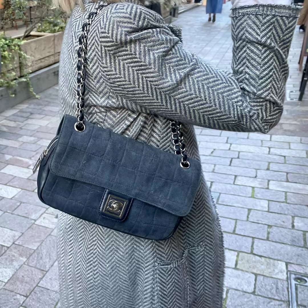 Afar Vintage Pre-owned CHANEL スポーツラインチョコバーWチェーンショルダーフラップバッグ/ネイビー